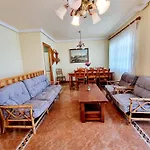 Beachfront La Mata 度假居 托雷维耶哈